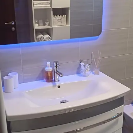 アパート Gropa スタリグラード