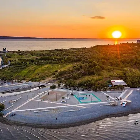 Gropa アパート スタリグラード