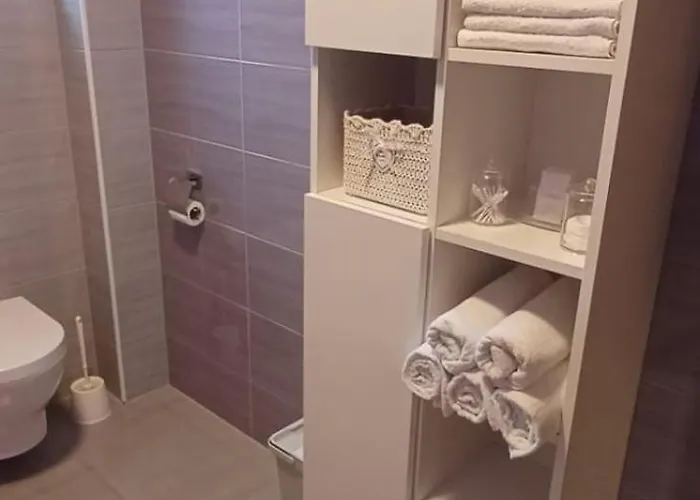 Gropa Starigrad-Paklenica