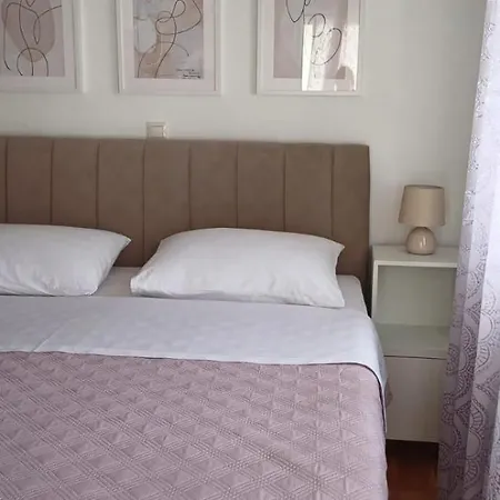 Gropa * Starigrad Paklenica