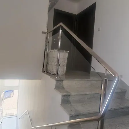 Apartment Gropa *