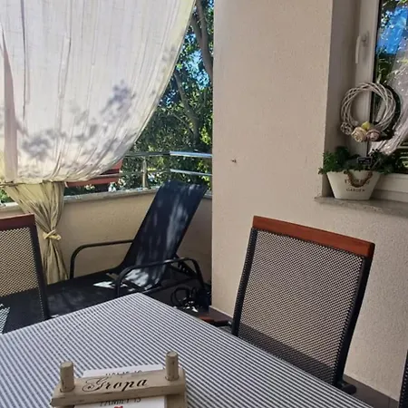 Gropa * Starigrad Paklenica