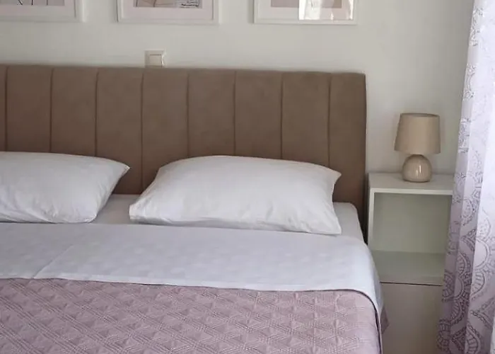 Gropa * Starigrad Paklenica