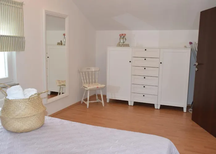 Gropa * Starigrad Paklenica