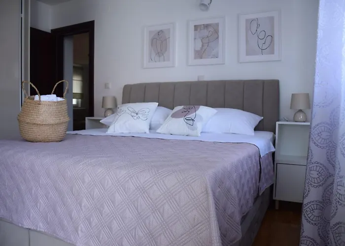 Gropa * Starigrad Paklenica